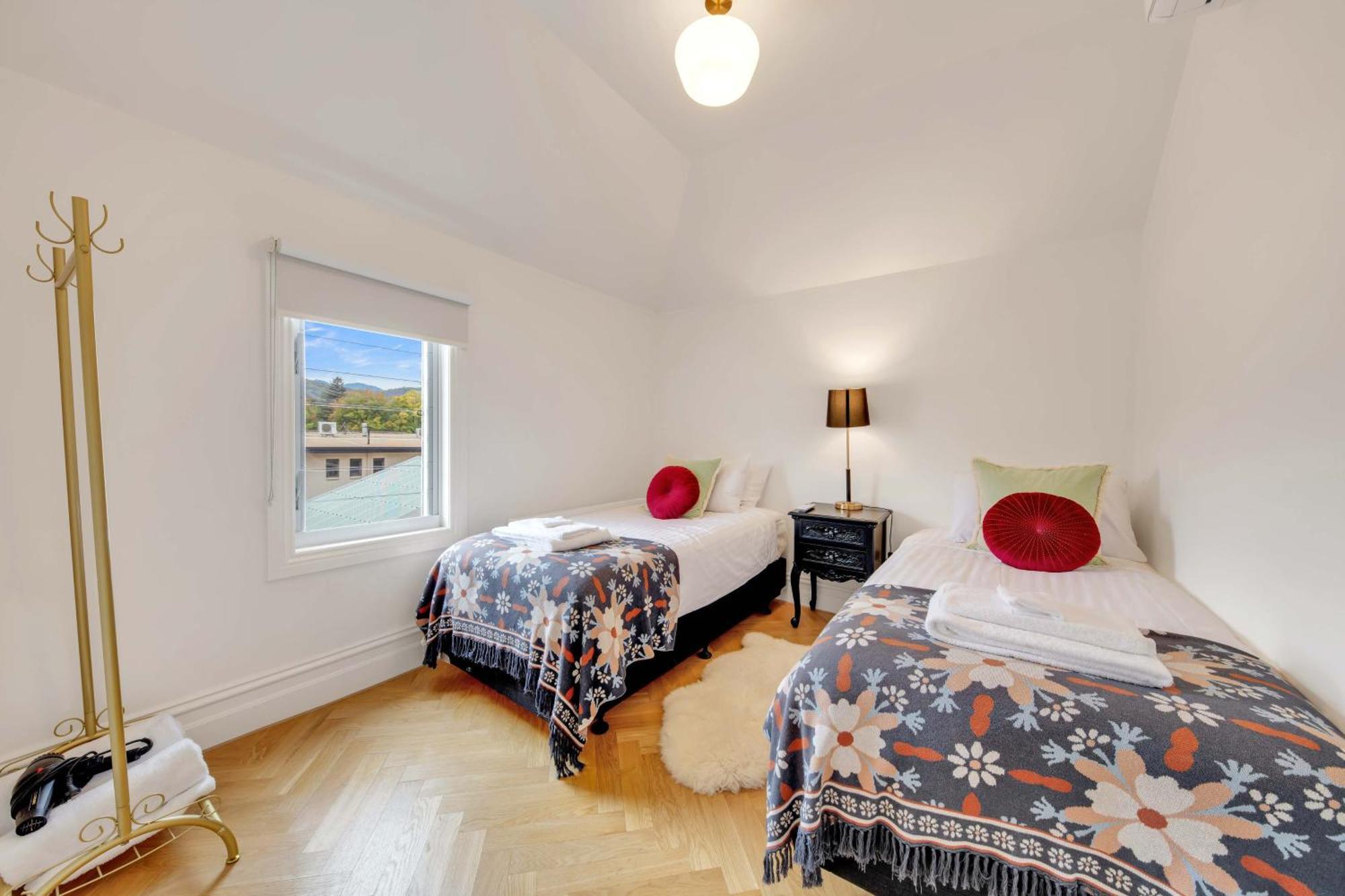 Hotel Velo Bright